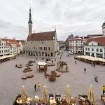 Raekoja Plats View Apartment Tallinn